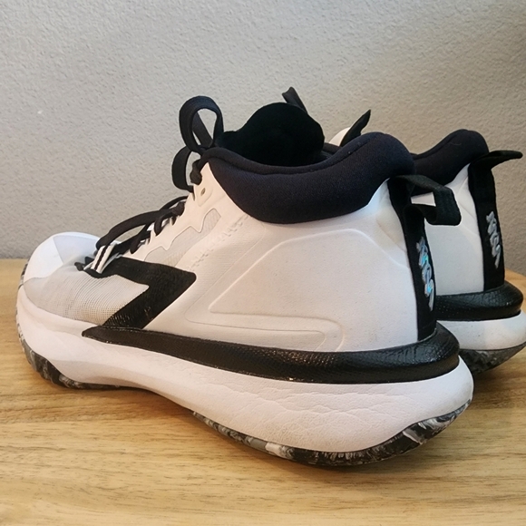 Nike Mens Air Jordan Zion Williamson 1 TB Shoes DC4208-100 White Black Size 7.5 main image 5